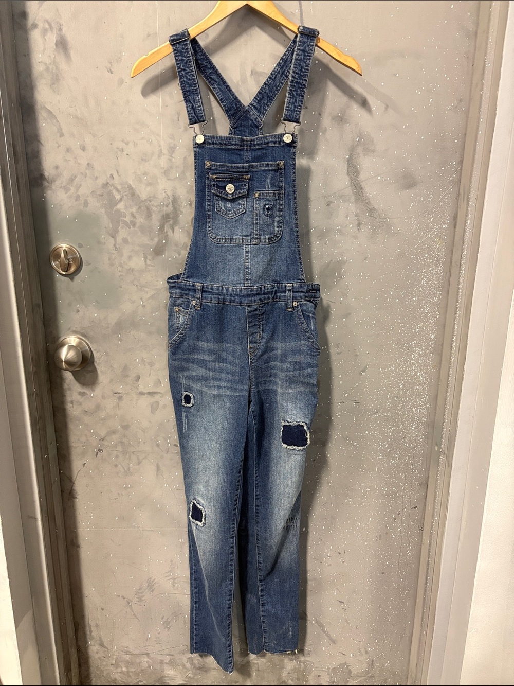 Vintage Y2K Zanadi Women's Skinny Denim Overalls in Medium Blue